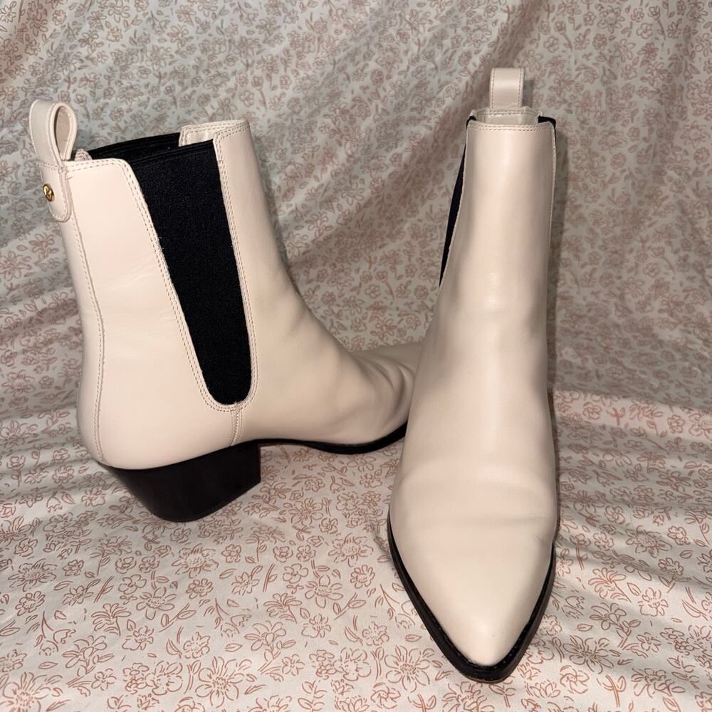 Michael Kors Kinlee Chelsea Booties